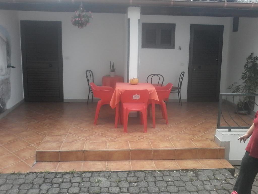 B&B Domo De Pedra Tottubella Exterior photo
